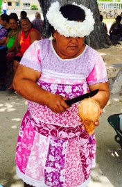 Coconut Lady, Rangiroa
